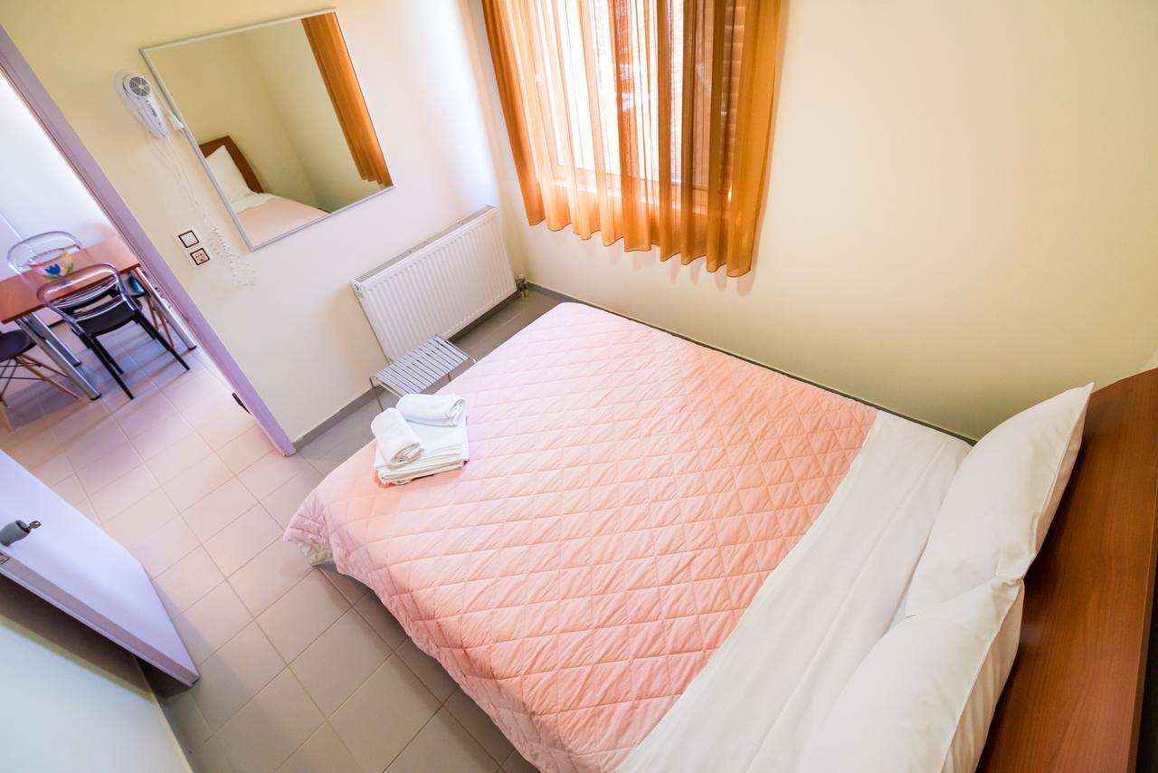Voula Apartments มิทิคาส ภายนอก รูปภาพ